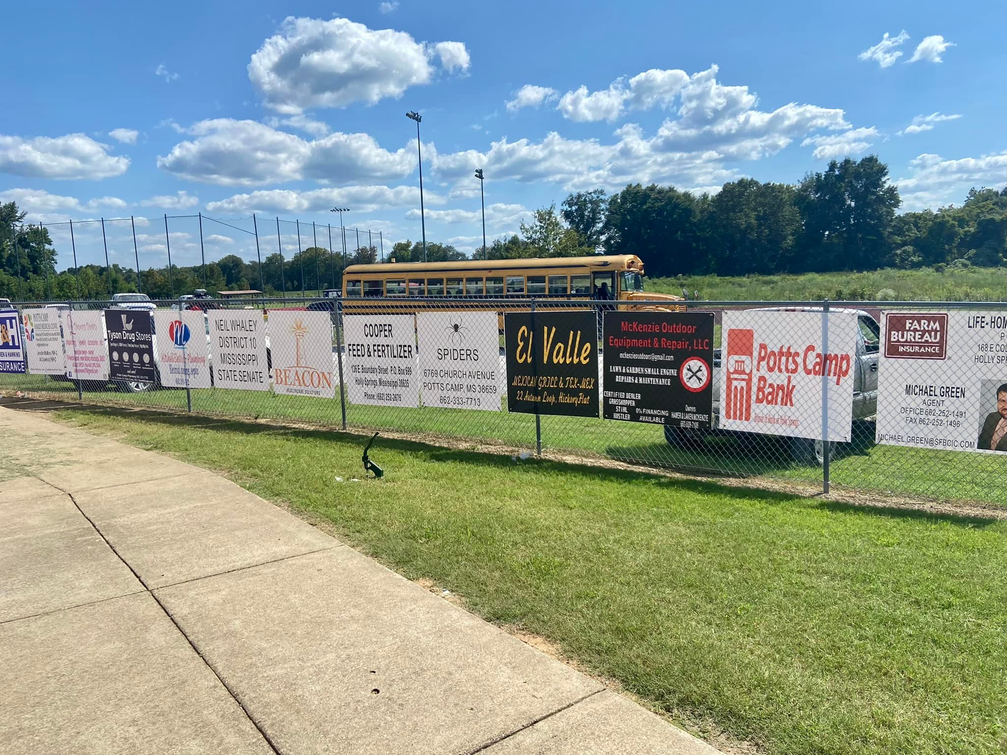 Custom indoor banner display for retail store promotion